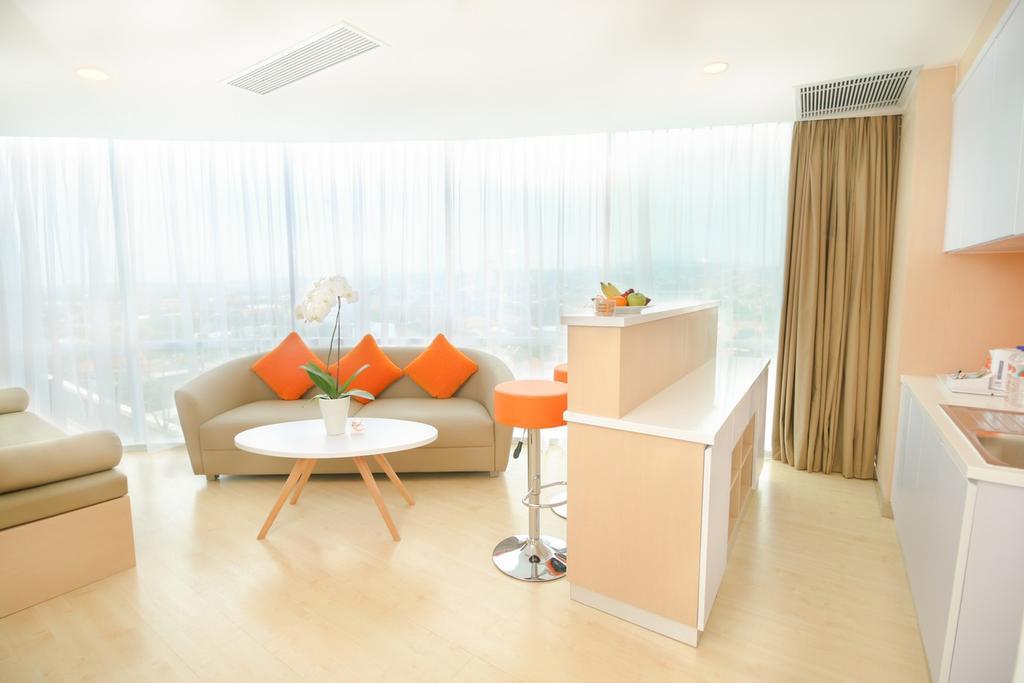 Harris Hotel Sentraland Σεμαράνγκ Εξωτερικό φωτογραφία