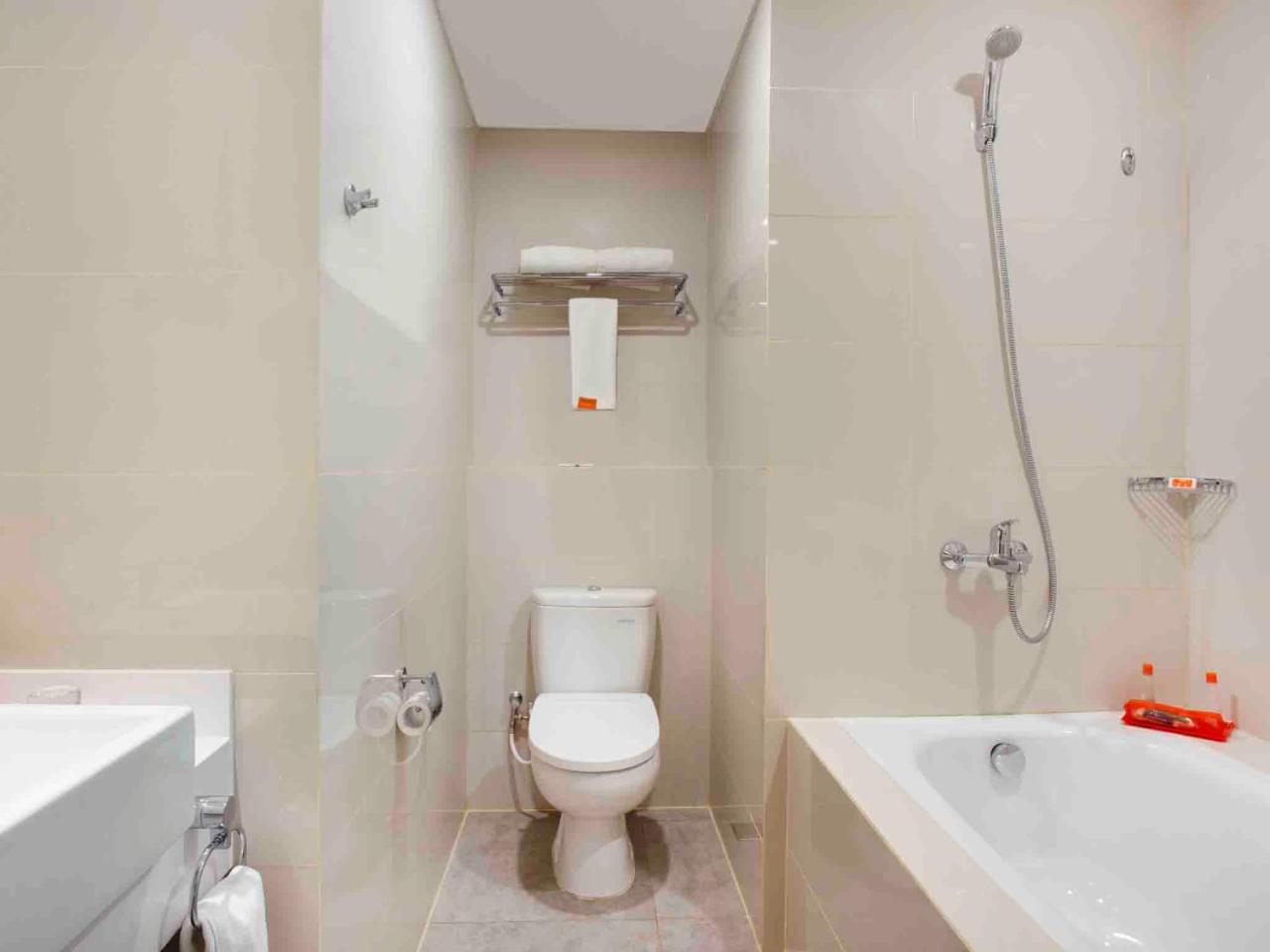 Harris Hotel Sentraland Σεμαράνγκ Εξωτερικό φωτογραφία